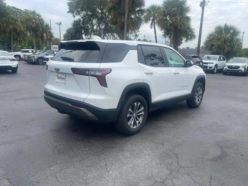 Summit White 2026 Chevrolet Equinox 1LT