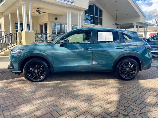 2025 Honda HR-V SPORT