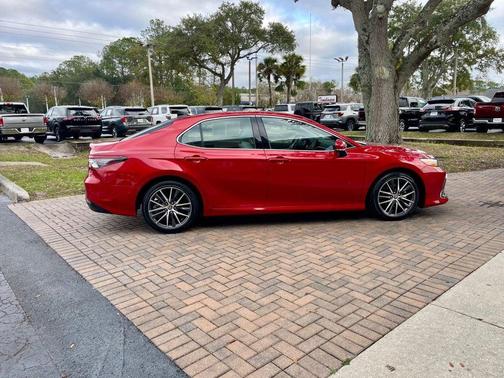 2023 Toyota Camry XLE