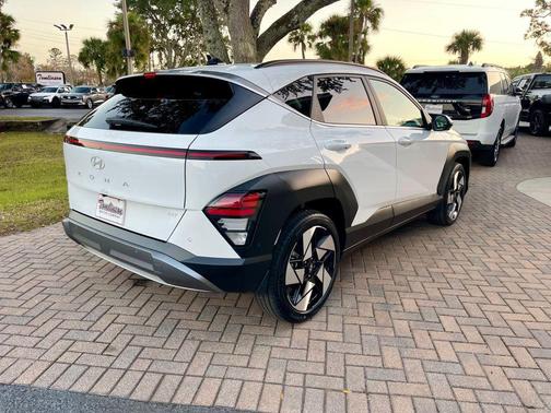 2025 Hyundai KONA Limited FWD