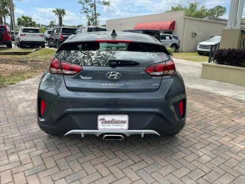 2020 Hyundai Veloster 2