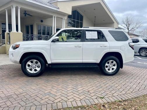 2024 Toyota 4Runner SR5 Premium