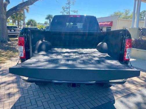 Diamond Black Crystal Pearlcoat 2024 RAM 2500 BIG HORN
