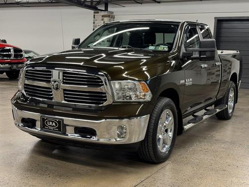 Black Gold Pearlcoat 2013 RAM 1500 Big Horn