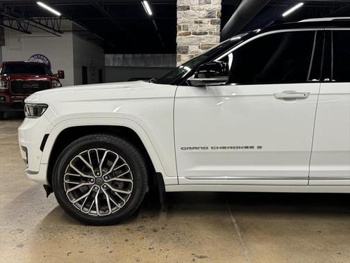 2021 Jeep Grand Cherokee L Summit Reserve