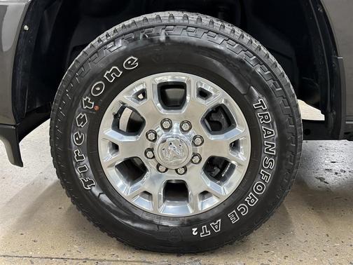 2024 RAM 2500 Laramie Crew Cab 4x4 6'4' Box