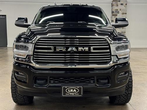 2022 RAM 2500 Laramie Crew Cab 4x4 8' Box