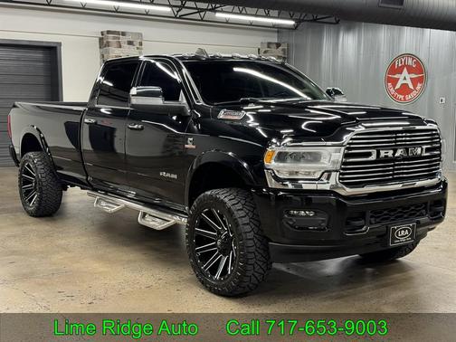 2022 RAM 2500 Laramie Crew Cab 4x4 8' Box