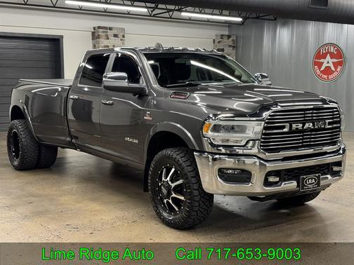 2020 RAM 3500 Laramie Crew Cab 4x4 8' Box