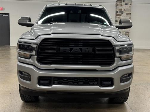 2022 RAM 2500 Laramie Crew Cab 4x4 6'4' Box