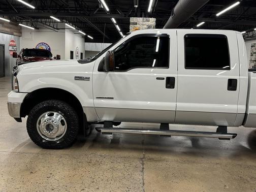 2005 Ford F-350 Lariat