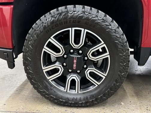 2022 GMC Sierra 2500 AT4