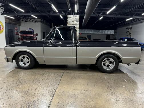1968 Chevrolet C10/K10 Base