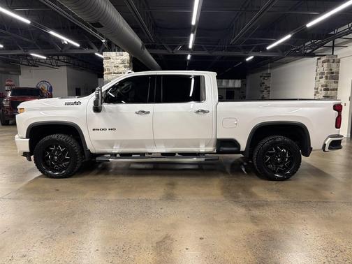2022 Chevrolet Silverado 2500 High Country
