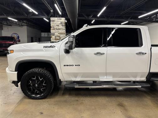 2022 Chevrolet Silverado 2500 High Country