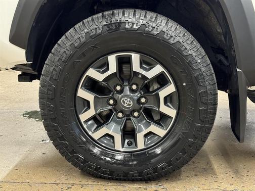 Ice Cap 2023 Toyota Tacoma DOUBLE CAB TRD OFF-ROAD