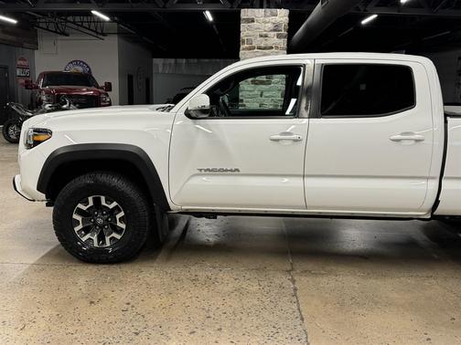 Ice Cap 2023 Toyota Tacoma DOUBLE CAB TRD OFF-ROAD