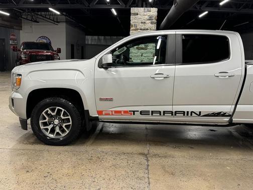 2016 GMC Canyon SLE