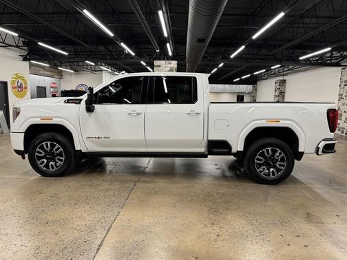 2022 GMC Sierra 2500 AT4