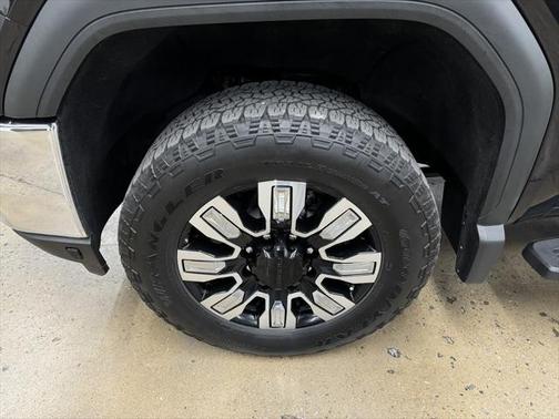 2022 GMC Sierra 2500 SLT