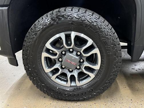 2024 GMC Sierra 2500 SLE