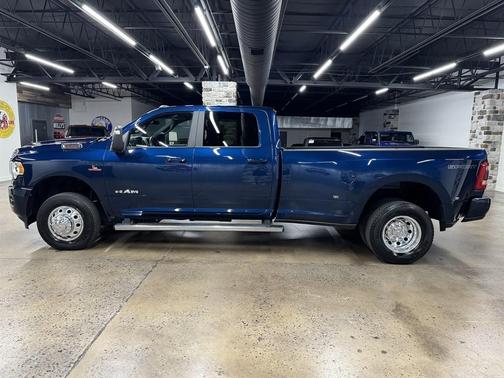 2024 RAM 3500 Big Horn Crew Cab 4x4 8' Box
