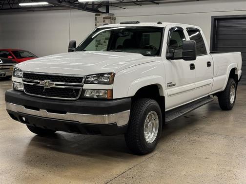 2006 Chevrolet Silverado 2500 LT H/D Crew Cab