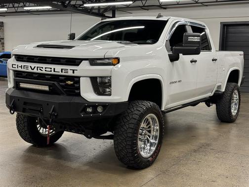 2023 Chevrolet Silverado 2500 Custom