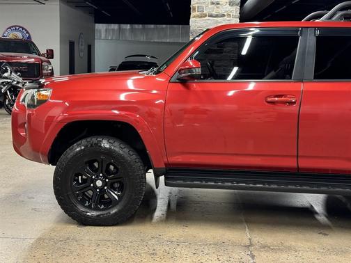 Barcelona Red Metallic 2017 Toyota 4Runner SR5 Premium