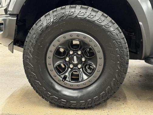 Agate Black Metallic 2023 Ford F-150 Raptor