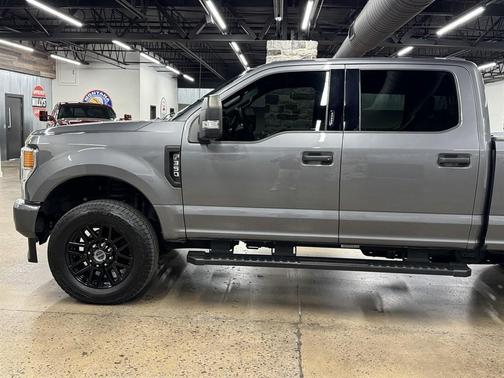 2022 Ford F-350 XLT
