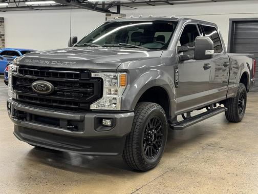 2022 Ford F-350 XLT