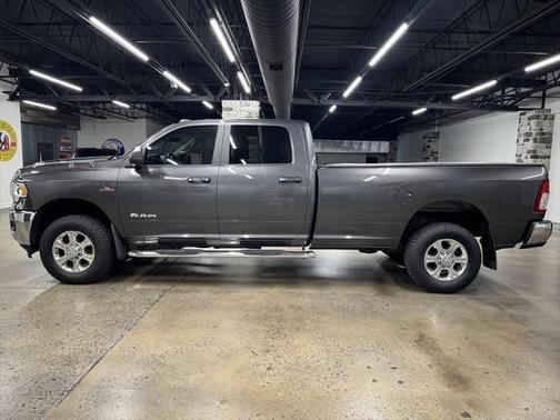 2019 RAM 2500 Big Horn Crew Cab 4x4 8' Box