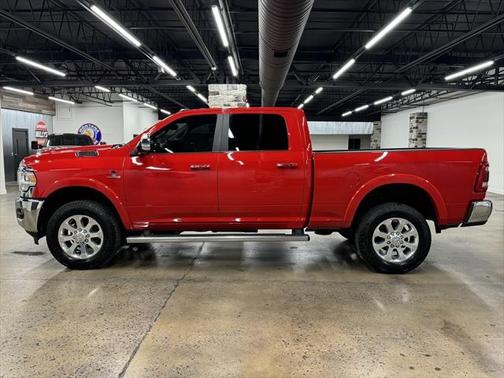 2022 RAM 2500 Laramie Crew Cab 4x4 6'4' Box