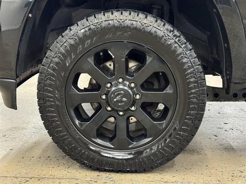 Diamond Black Crystal Pea 2021 RAM 3500 Laramie Crew Cab 4x4 8' Box