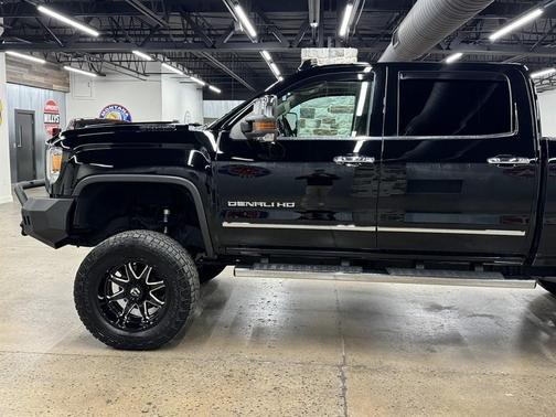 2018 GMC Sierra 2500 Denali