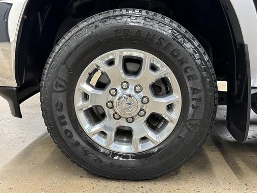 Black Forest Green Pearlcoat 2019 RAM 2500 Laramie Crew Cab 4x4 8' Box