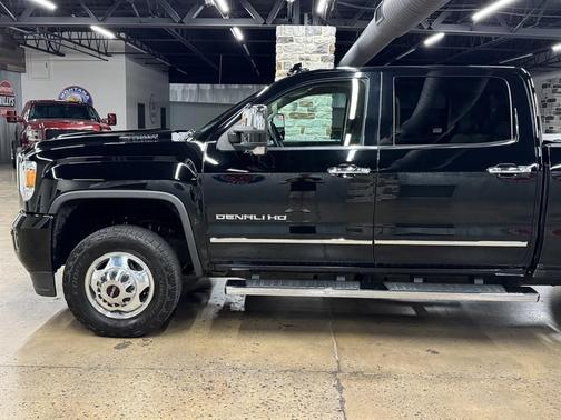 2017 GMC Sierra 3500 Denali