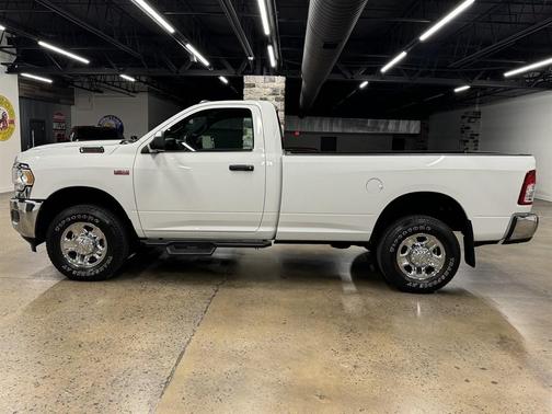 2021 RAM 2500 Tradesman Regular Cab 4x4 8' Box