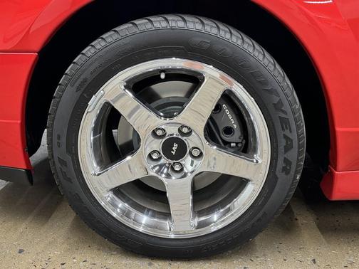 2004 Ford Mustang SVT Cobra