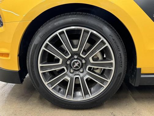 2011 Ford Mustang GT Premium