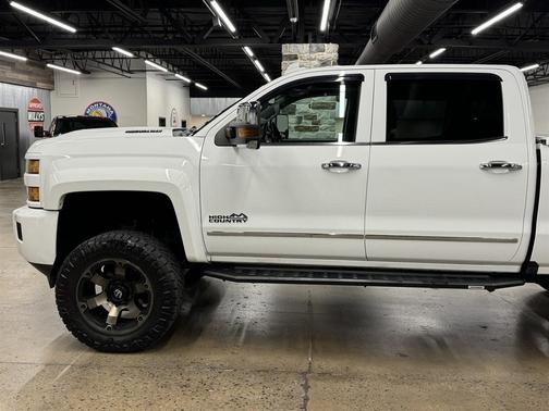 2019 Chevrolet Silverado 2500 High Country