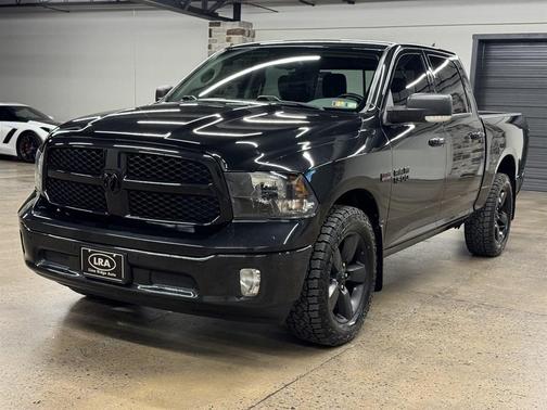 Brilliant Black 2019 RAM 1500 Big Horn