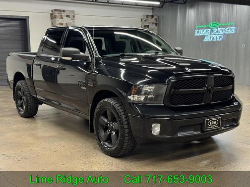 Brilliant Black 2019 RAM 1500 Big Horn