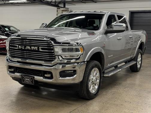 2019 RAM 2500 Laramie Crew Cab 4x4 6'4' Box