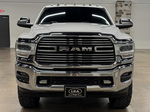 Bright White Clearcoat 2019 RAM 3500 Laramie Crew Cab 4x4 6'4' Box