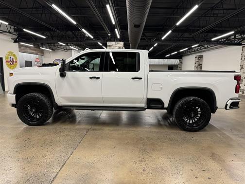 2021 Chevrolet Silverado 2500 High Country