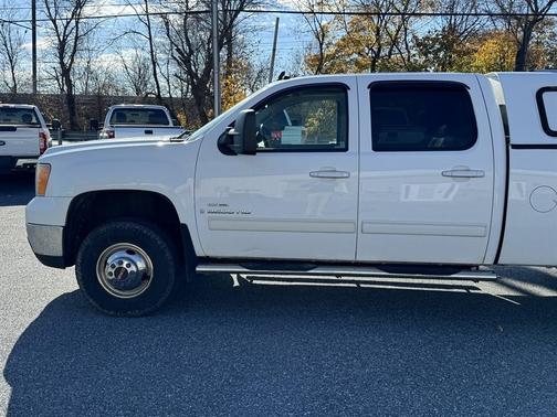 2009 GMC Sierra 3500 SLT Crew Cab DRW