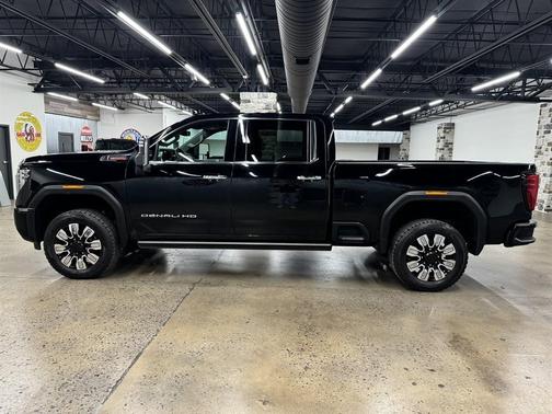 2024 GMC Sierra 2500 Denali