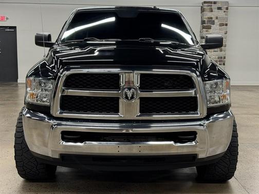 2018 RAM 2500 SLT Crew Cab 4x4 6'4' Box